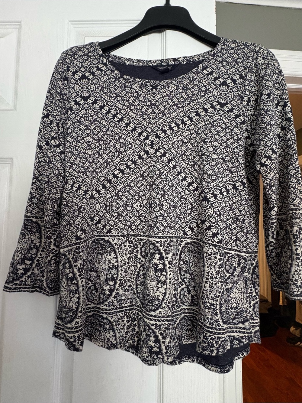 Lucky Brand Navy and White Printed 3/4 Sleeve Tunic Top